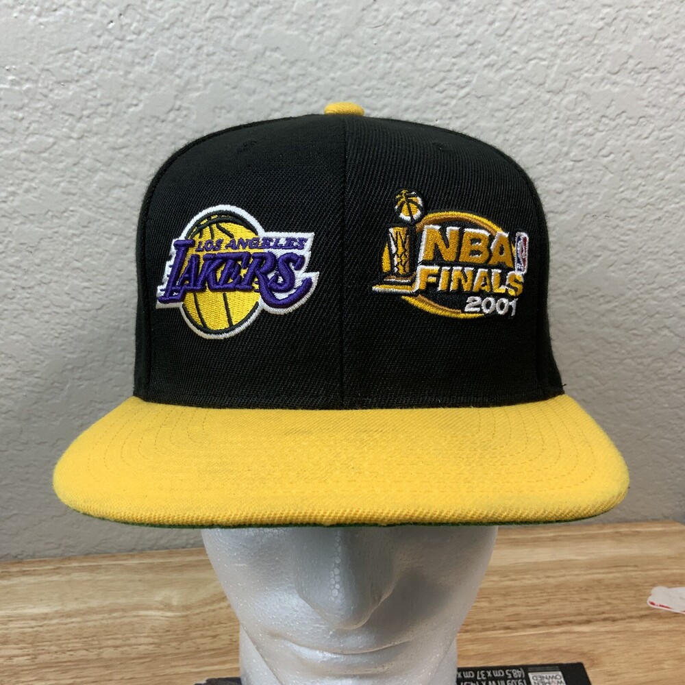 Los Angeles Lakers Hat Cap Snap Back Black 2001 NBA Finals Mitchell Ness NBA